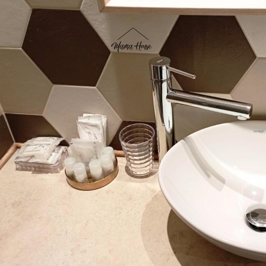 Hotel Mama House Mediolan Zewnętrze zdjęcie